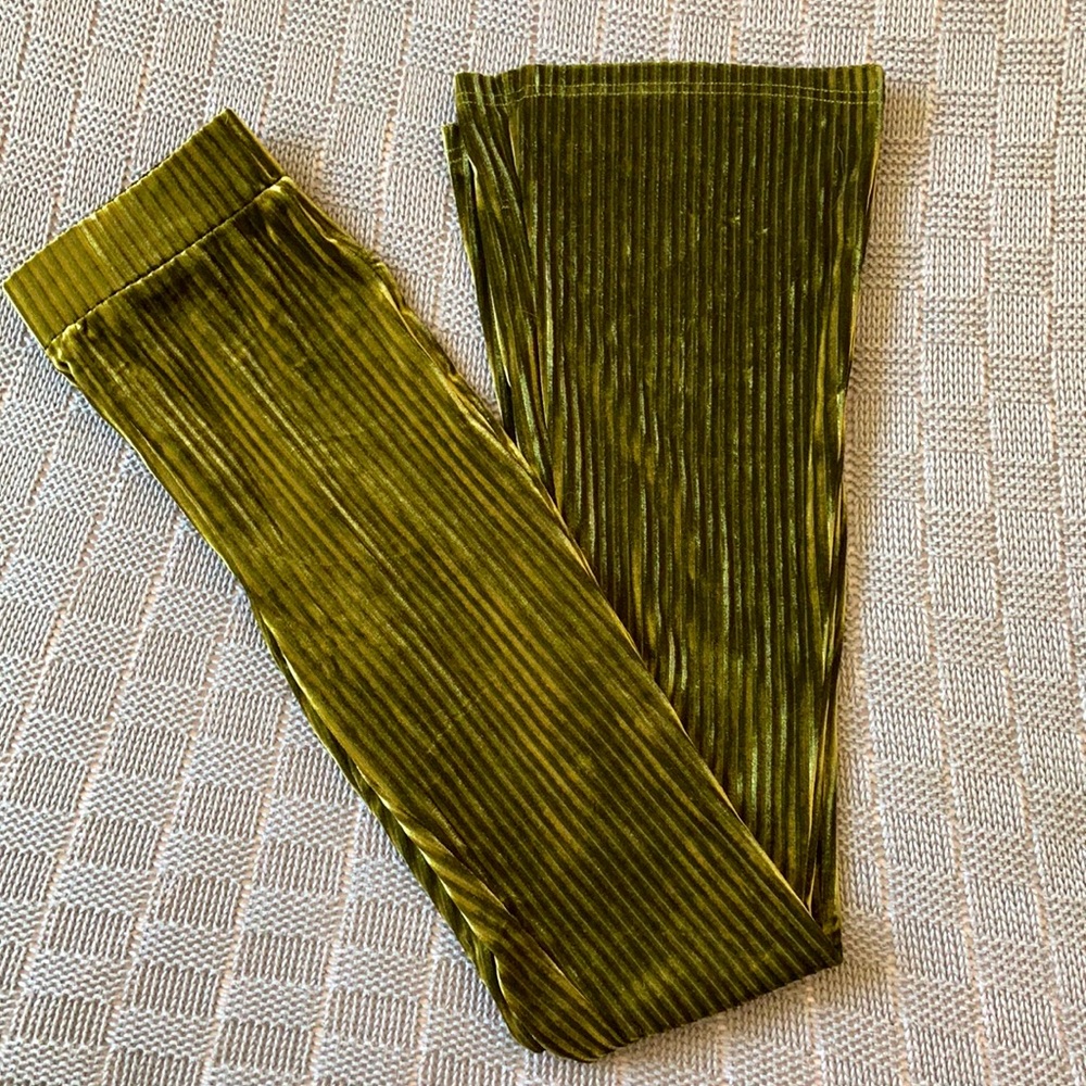 SHEIN ribbed flare pant